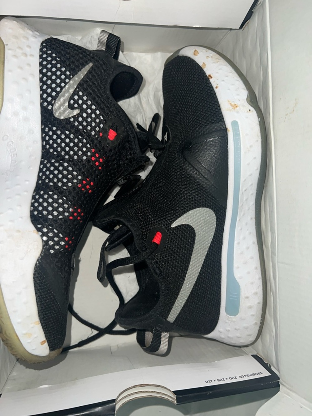 Nike PG4 basketball shoes